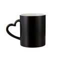 Caneca Mágica de Cerâmica Preta Fosca 325ml com Alça Coração para Sublimação